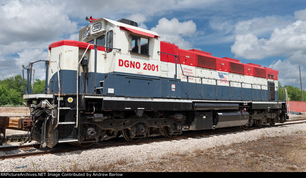 DGNO 2001